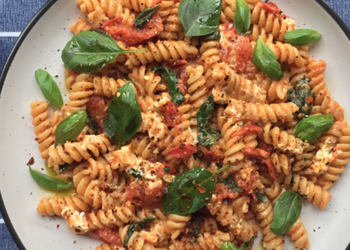 Feta and Cherry Tomato Pasta